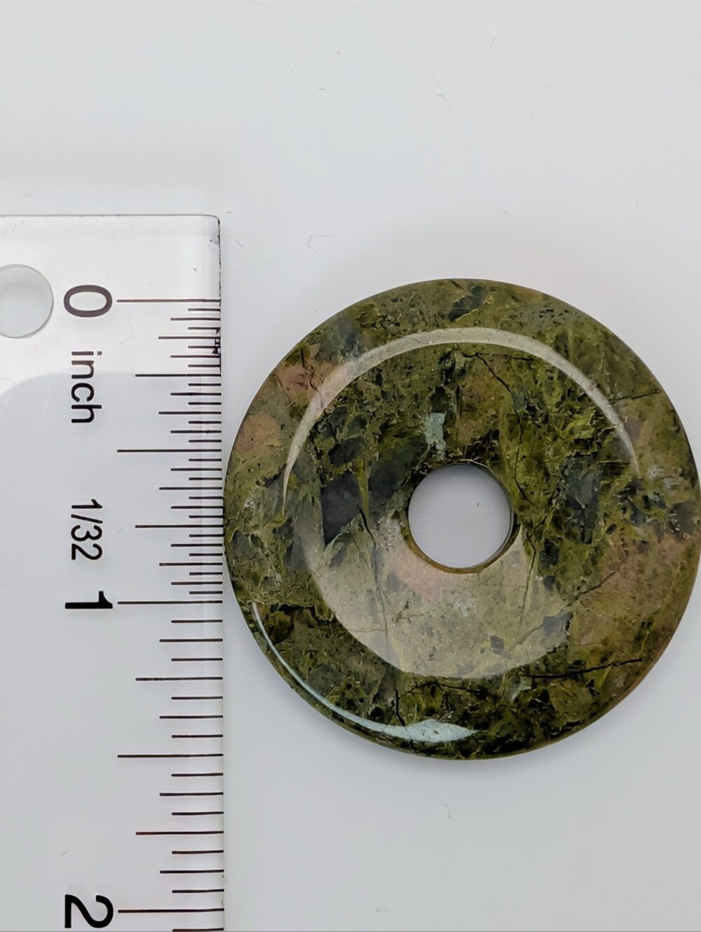 Green Jasper Donut Pendant - Picture 4 of 4